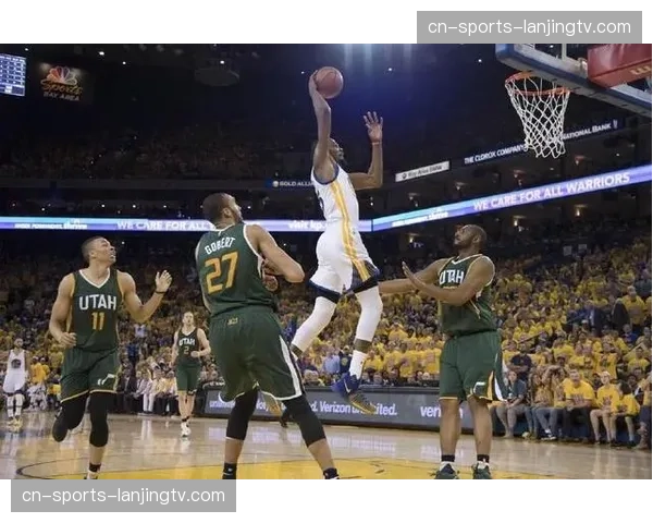 爵士团队防守体系坚韧 主场高原优势持续发挥效用